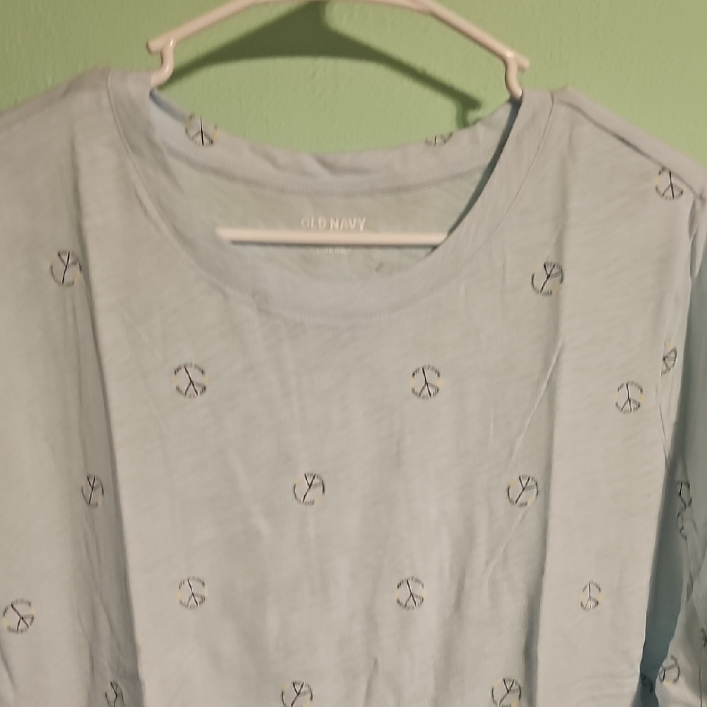 Old Navy Sky Blue Peace Pattern Tee